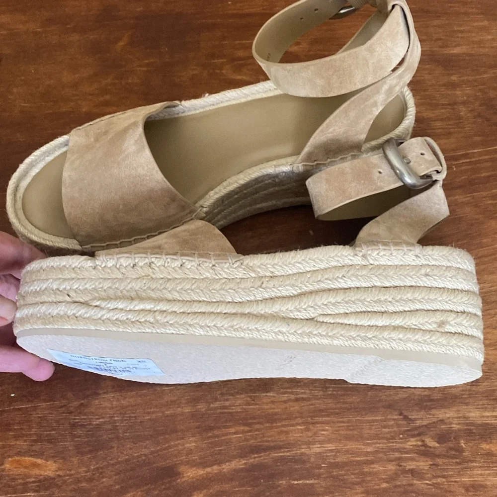 VINCE Women's Classic Espadrille Wedge Sandal Color: Dune Tan Leather size 8